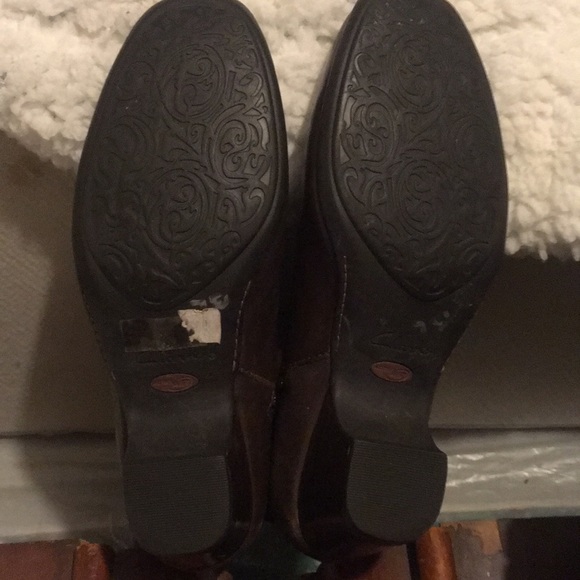 Clark’s EUC Ankle Boot - Picture 3 of 3